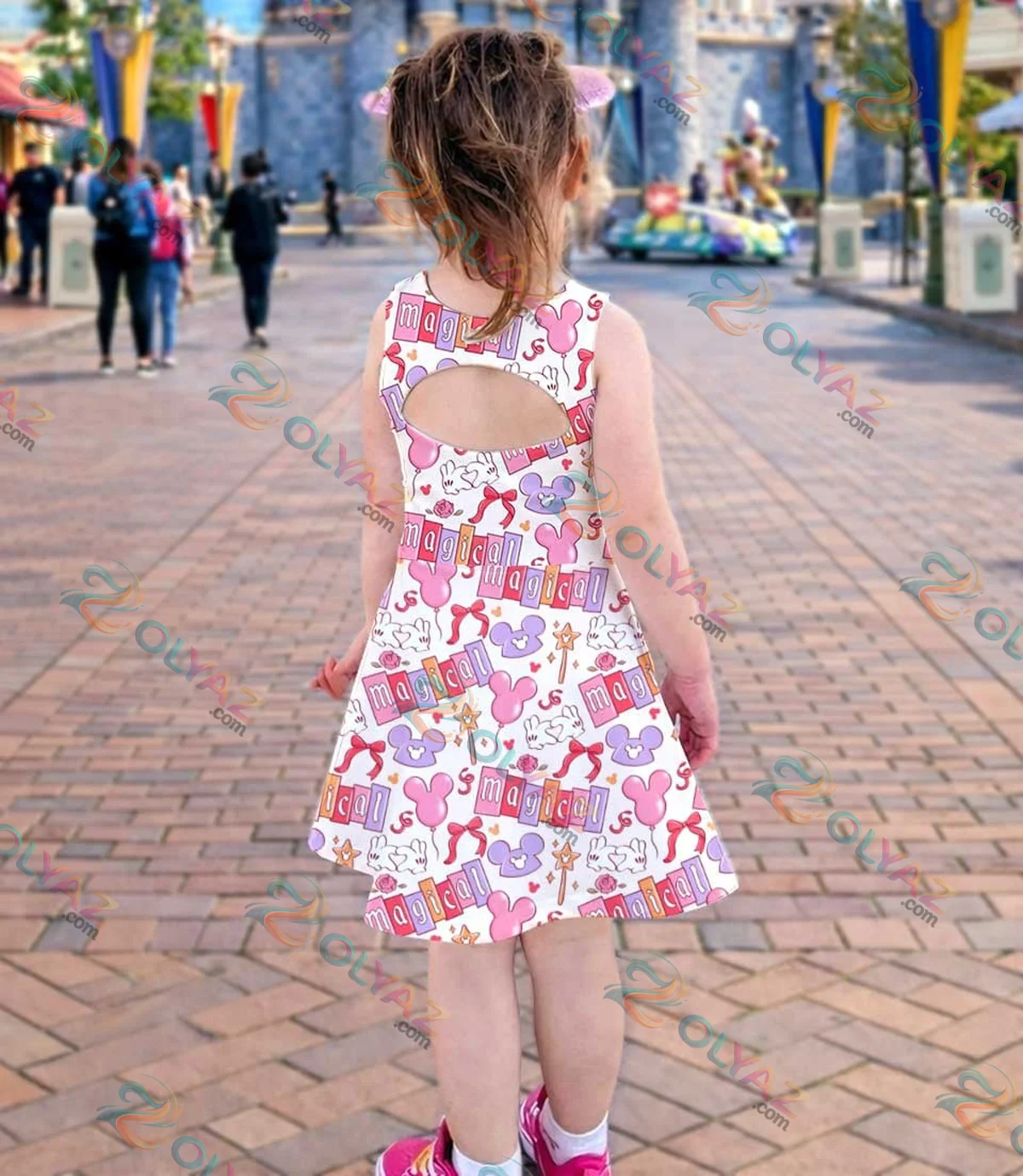 Disney Mickey & Friends Dress Set - Variant 4 Disney Mickey & Friends Dress Set - Variant 4